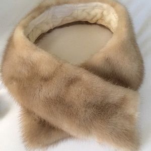 Vintage 100% Blonde mink fur collar